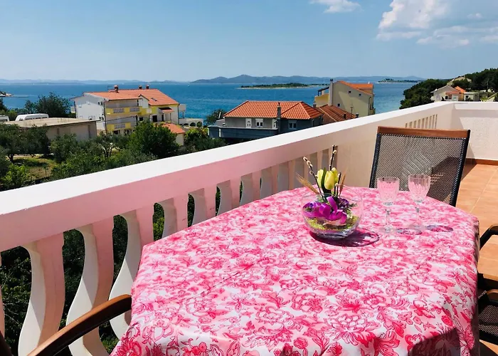 アパート Grgo ドラゲ